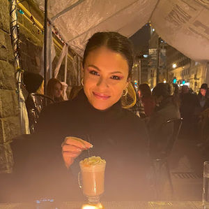 Meet your Posher, Maria g